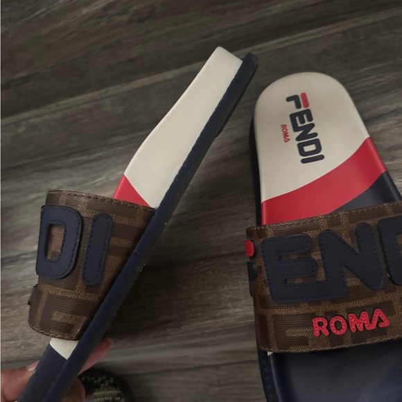 Fendi Roma - Picture 6 of 9